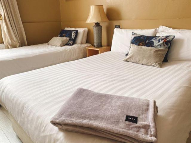 Rose Lodge Guest House Cork Eksteriør bilde