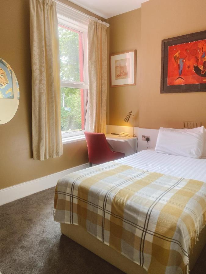 Rose Lodge Guest House Cork Eksteriør bilde